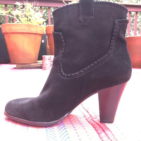 Karl Lagerfeld Suede Booties Size 7.5 - Picture 3 of 16